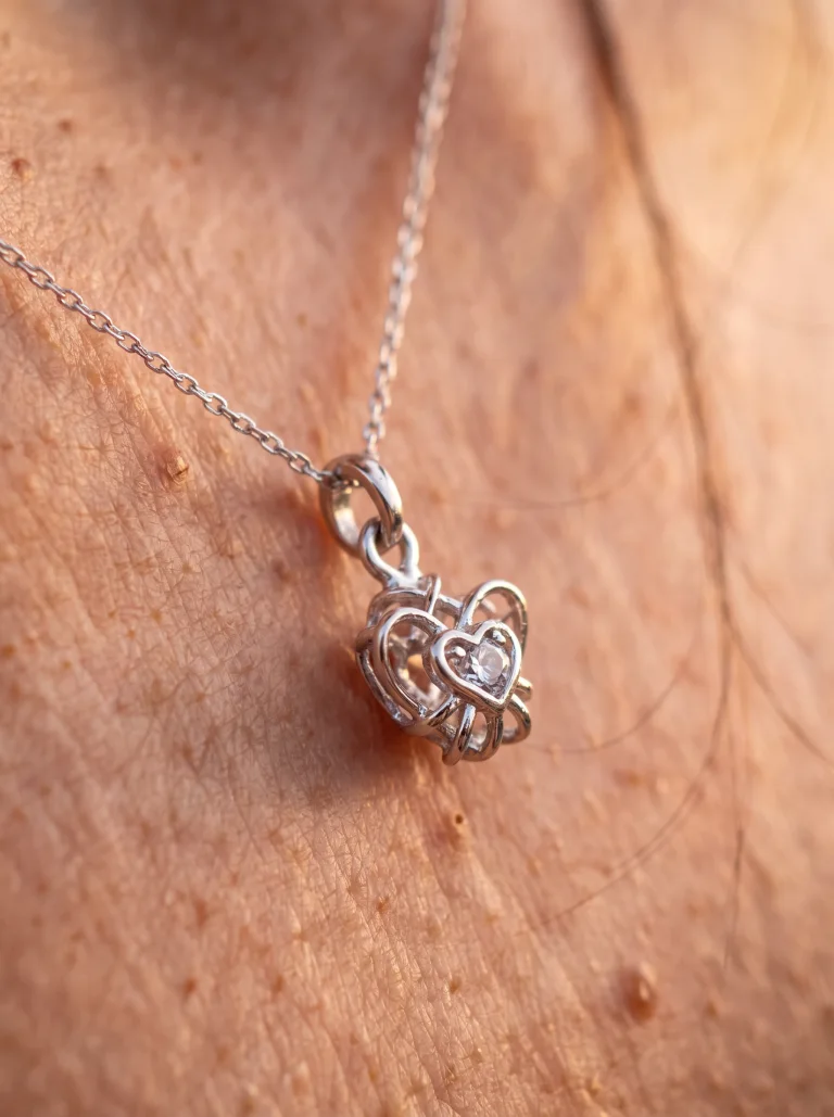 Pendentif Cœur Captif, vue 2